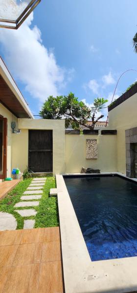 Aura Villa